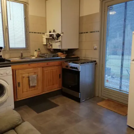 La Petite Maison 05 *
